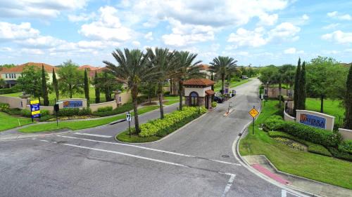 Loughman House | 7 Bedrooms 5 Bathrooms Solterra 7684 Ol
