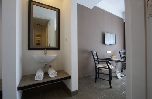 Sunset Road Hotel | 7 Bidadari Boutique Hotel