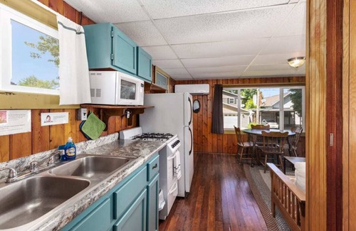 Chippewa Lake Cabin | 7 Cabins & A House on Chippewa Lake