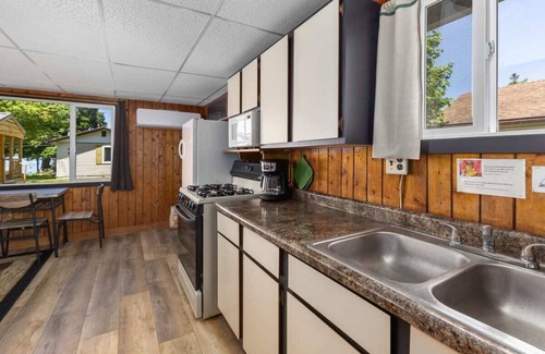 Chippewa Lake Cabin | 7 Cabins & A House on Chippewa Lake