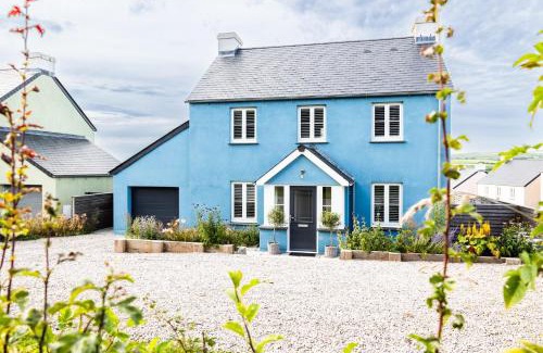 Newport House | 7 Feidr Eglwys - Newport
