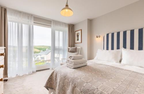 Newport House | 7 Feidr Eglwys - Newport