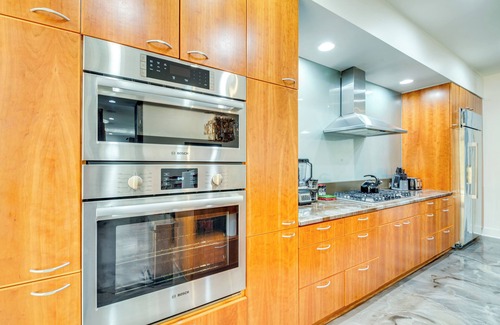 Collier Heights House | 7 Mi to Dtwn ATL: Sleek & Modern Home!