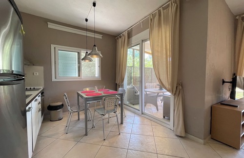 Sithonia House | 7 Person Neos Marmaras Beach Front Villa