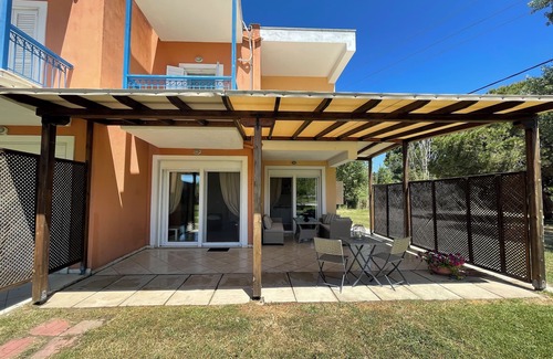 Sithonia House | 7 Person Neos Marmaras Beach Front Villa