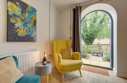 Fakenham House | 7 Swan Court