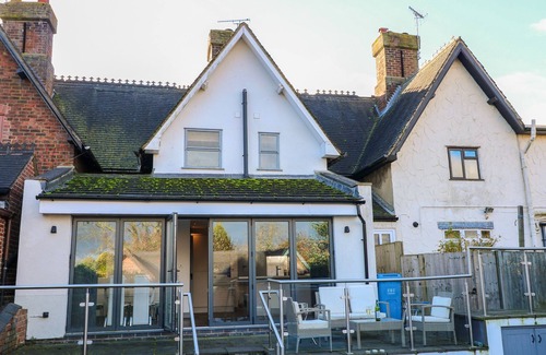 West Hallam Cottage | 7 The Village