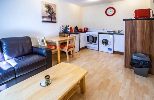 Forres Apartment | 7 Varis Apartments