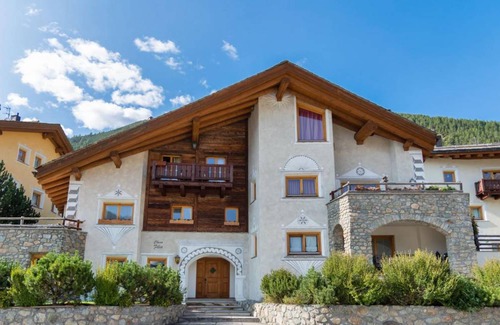 La Punt-Chamues-ch Apartment | 70 m² Apartment ∙ 2 bedrooms ∙ 4 guests