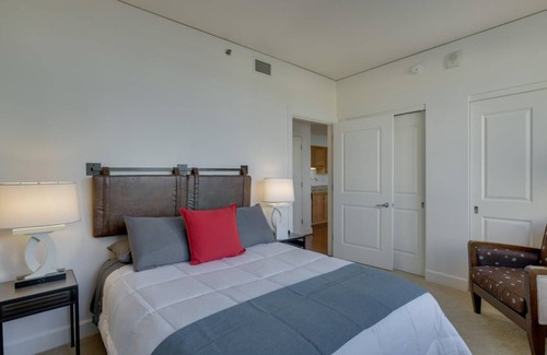 Pearl District Apartment | 70 m² Apartment ∙ 1 bedroom ∙ 3 guests