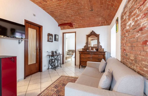 Castell'Alfero Apartment | 70 m² Apartment ∙ 1 bedroom ∙ 4 guests