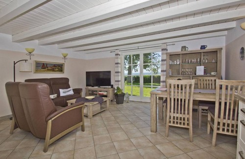 Neuendorf Apartment | 70 m² Apartment ∙ 2 bedrooms ∙ 4 guests