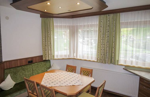 Kappl Apartment | 70 m² Apartment ∙ 3 bedrooms ∙ 6 guests