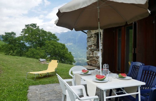 Acquarossa House | 70 m² House ∙ 2 bedrooms ∙ 6 guests