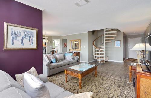 Shelter Cove House | 7122 Harbourside I