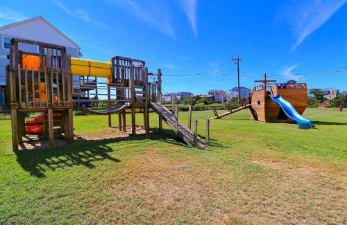 South Nags Head House | 7144 - Dolphin Lookout (formerly Sabah Vacations)