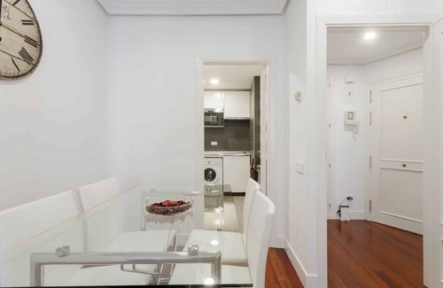 Malasana Apartment | 72 m² Apartment ∙ 1 bedroom ∙ 4 guests