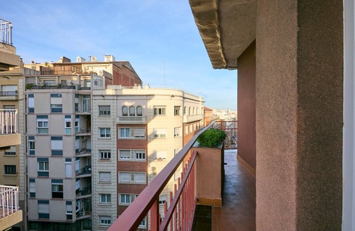 Sant Gervasi Apartment | 73COP1034 - Spacious apartment with terrace