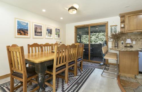 Eagle-Vail Apartment | 749 Deer Blvd condo