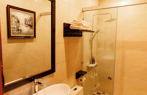 Hue Hotel | 75 Garden INN