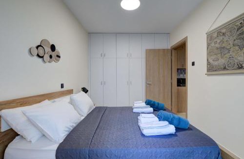 Old Town of Limassol Apartment | 75 Prokymea- Steps from the Sea, Downtown, Balcony