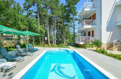 Jadranovo Apartment | 77 m² Apartment ∙ 2 bedrooms ∙ 6 guests