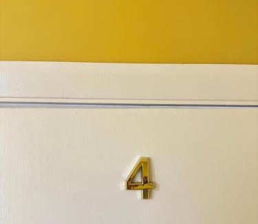 London Borough of Bexley House | 77Co-Guesthouse by Bexleyheath