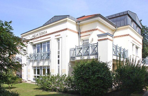 Zingst Apartment | 78 m² Apartment ∙ 2 bedrooms ∙ 4 guests
