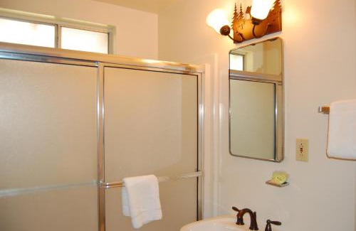 North Wawona Ski Chalet | 78 Ox Yoke