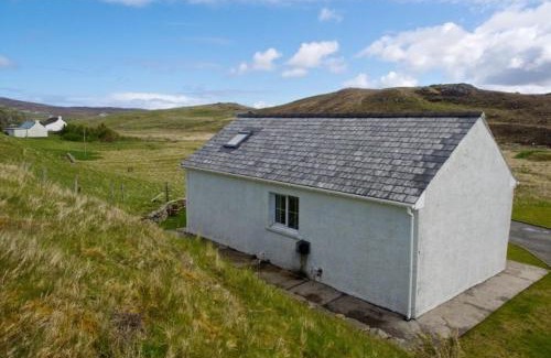 Ardroil House | 7B Ardroil