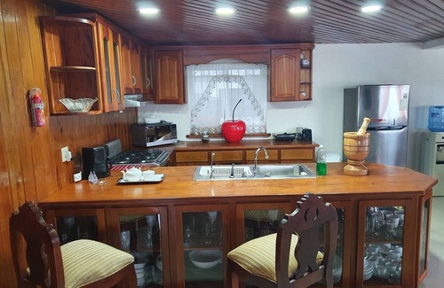 Cofresi Villa | 7BD panoramic hilltop villa with sea views, infinity pool, cable TV/internet/AC