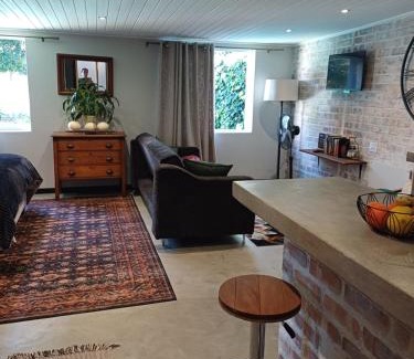 Paarl House | 7th Heaven Guest Cottage