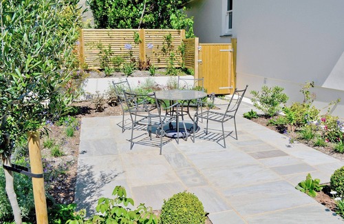 Saint Austell Bay Cottage | 8 bedroom accommodation in Porthpean, near Charlestown