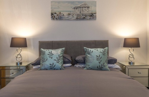 Mortehoe Apartment | 8 Hartland, sleeps 6 with sea view