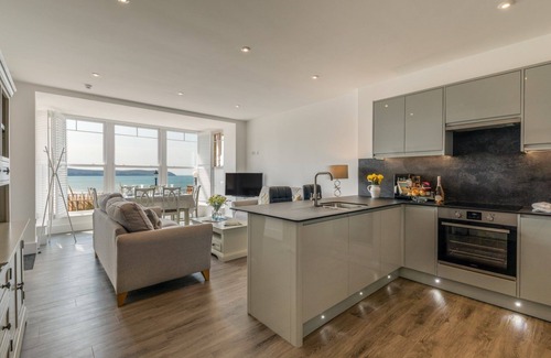 Mortehoe Apartment | 8 Hartland, sleeps 6 with sea view