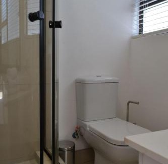 Klerksdorp House | 8 Kiaat Suites