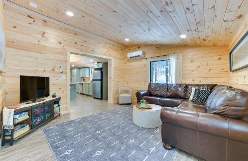 Empire House | 8 Mi to Sleeping Bear Dunes Creekside Cabin