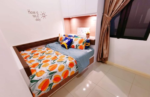 Nusajaya Apartment | 8 mins Walk to2B2R@ Legoland-Happy Sunshine Suite for families-Lakeview Cozy!8px