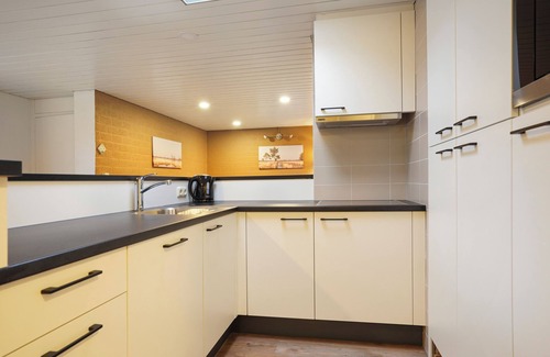 Municipality of Beesel House | 8-person bungalow in the holiday park Landal De Lommerbergen