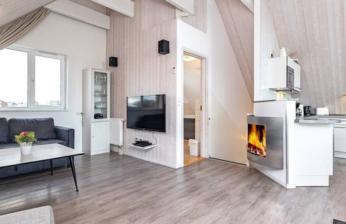 Stein House | 8 person holiday home in Wendtorf