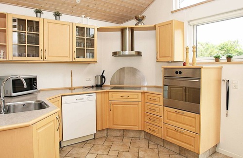 Lonstrup House | 8 person holiday home in Hjørring-By Traum