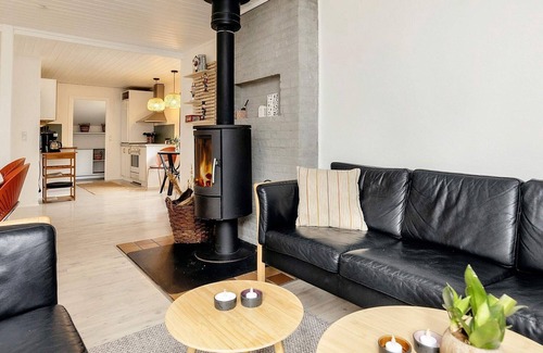 Mosevra House | 8 person holiday home in Oksbøl