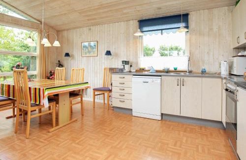 Dannemare House | 8 person holiday home in Dannemare