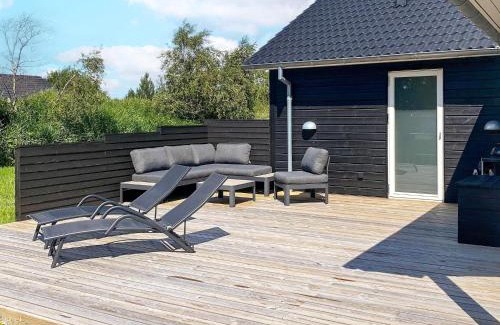 Bøtø By House | 8 person holiday home in Væggerløse