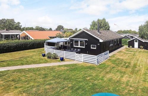 Hasmark Strand House | 8 person holiday home in Otterup