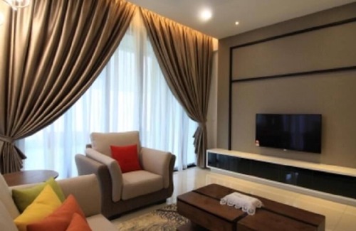 Seri Kembangan Apartment | #8 Tropical Evilla Executive Suite