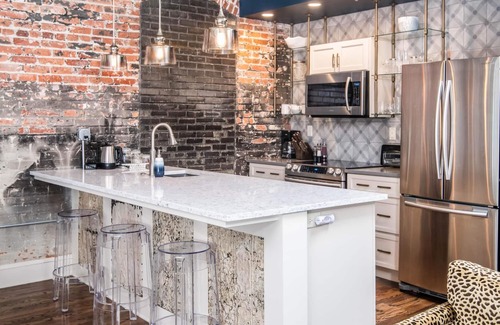Downtown Asheville Apartment | 80 LEX 203 Eclectic Industrial Apt Free Parking