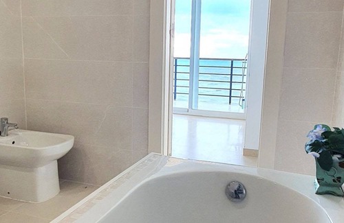 Torremolinos Apartment | 80 m² Apartment ∙ 2 bedrooms ∙ 6 guests