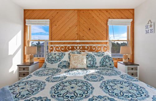 Avon House | 8074 - Sea Glass Charmer