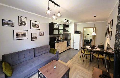 Gliwice Apartment | 81 degrees - Hot Lodging - Gorąca Kwatera w centrum Gliwic z prywatną sauną